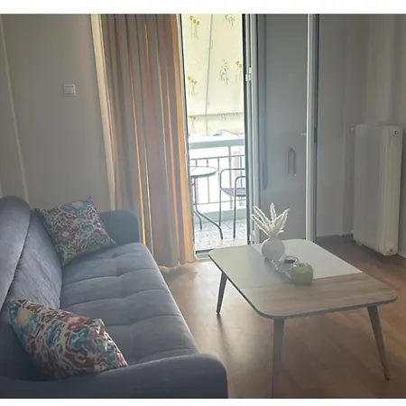 Cozy With Stunning Views Apartment *