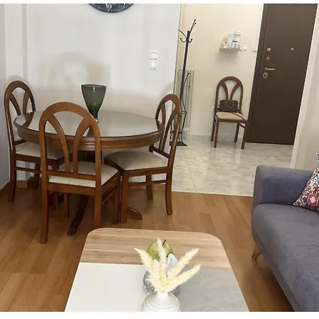 Cozy With Stunning Views Apartment Athens